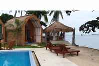 Ruang untuk Umum The Place Beach Bungalows