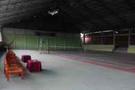 Entertainment Facility Redante Dua Hotel & Futsal