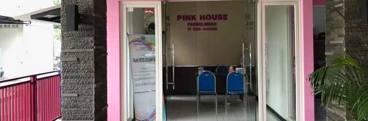 Sảnh chờ PINK HOUSE Probolinggo