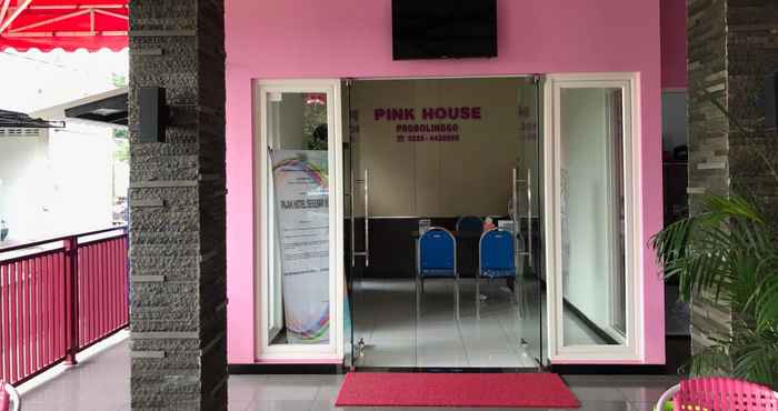 Sảnh chờ PINK HOUSE Probolinggo