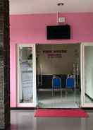 LOBBY PINK HOUSE Probolinggo