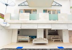 Lobby 2 Villa Mischa