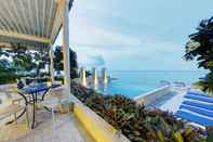 Ruang untuk Umum Nern Chalet Beachfront Hotel