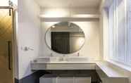 In-room Bathroom 6 Bed One Block Hostel