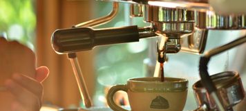 บาร์ คาเฟ่ และเลานจ์ 3 32 Coffee Hill and Resort