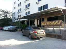 Win Bangna Hotel, THB 889.85