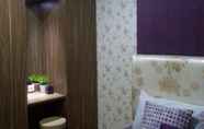 ห้องนอน 4 Hunian nyaman green pramuka apartemen