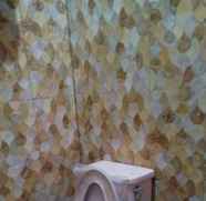 Toilet Kamar 4 OYO 91476 Srikaya Hotel 3