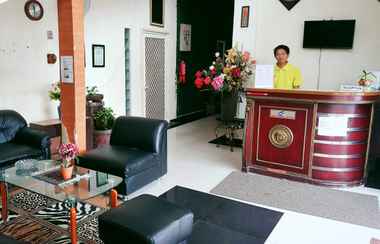 Lobby 2 Olive Guest House Syariah Bumi Mas Raya