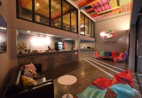 로비 Everyday Bangkok Hostel