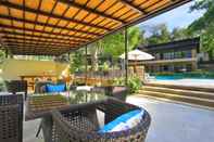 Lobi Samed Hideaway Resort