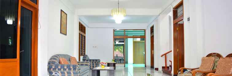 Sảnh chờ Guest House Jero Sading