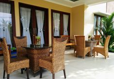 レストラン 6 Luna LLena Villa