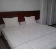 Kamar Tidur 3 Zameena Guesthouse