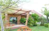 Lobi 2 THAISOMBOON BIGHOME RESORT