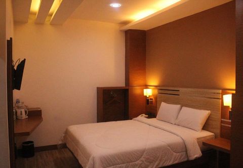 Bedroom Salvator Hotel Palembang