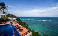 สระว่ายน้ำ 7 Breathtaking Ocean View Exclusive 4BR Luxury Villa