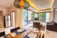 Lobi CASABAY Luxury Pool Villas by STAY