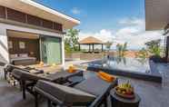 Kolam Renang 5 CASABAY Luxury Pool Villas by STAY