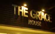 Luar Bangunan 5 The Grace House