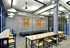 Lobby 4 M Gray Hostel & Cafe