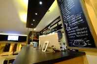 Bar, Cafe and Lounge Avilla Hotel Pangkalan Bun