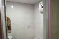 In-room Bathroom Hotel Angkasa