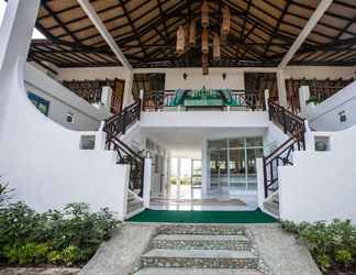 Lobby 2 Bajo Komodo Eco Lodge