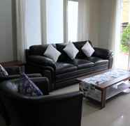 Lobi 2 Cozy Villa - Dago Pakar Resort