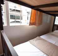 Kamar Tidur 2 Samsen 360 Hostel