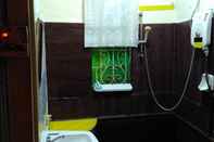 Toilet Kamar Memory Guesthouse JB