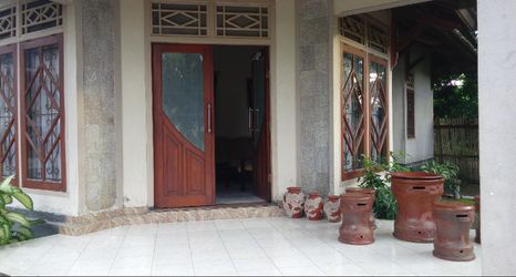 Exterior 2 Bale Kekeri