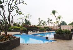 Swimming Pool 5 Nina's Apartemen Margonda Residence 4