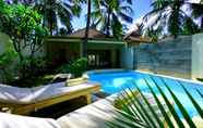 Swimming Pool 4 Senang Private Villa