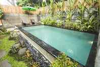 Kolam Renang The Forest Villa Ubud