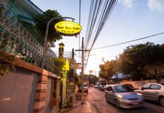 Lobi 3 Samsen Sam Place