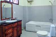 Toilet Kamar Ngoc An Guest House