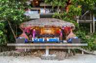 Bar, Kafe, dan Lounge Astonishing, 6-Star, Private Beach Villa
