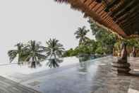 Swimming Pool Astonishing, 6-Star, Private Beach Villa