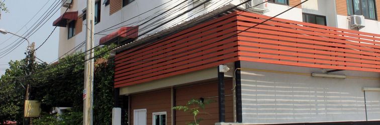 Lobby DD Place Don Mueang Airport