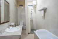 In-room Bathroom Astana Made Villas