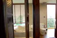 In-room Bathroom Lamphu Tree Boutique Hotel