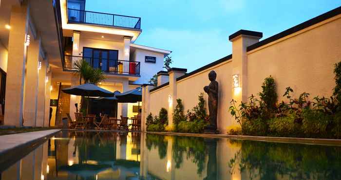 Swimming Pool Tirtha Canggu Suites