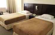 Kamar Tidur 4 Hotel Grand Wisata Makassar