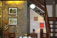 Bar, Cafe and Lounge Ethnic Depok House Syariah