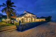 Exterior C-Shore Private Beachfront House