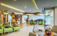 Lobby 2 Zircon Hotel