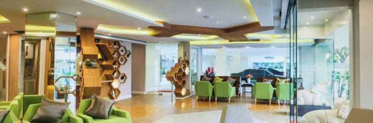 ล็อบบี้ Zircon Hotel