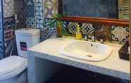 In-room Bathroom 7 Homestay in Tay Ninh