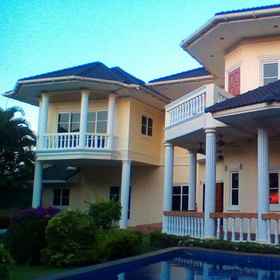 Sky One Pattaya 1, 酒店 曼达林火锅&点心 (芭堤雅分店)